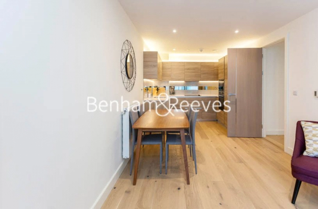 2 bedrooms apartments/flats for sale in Duke of Wellington Avenue, London - SE18 view 4
