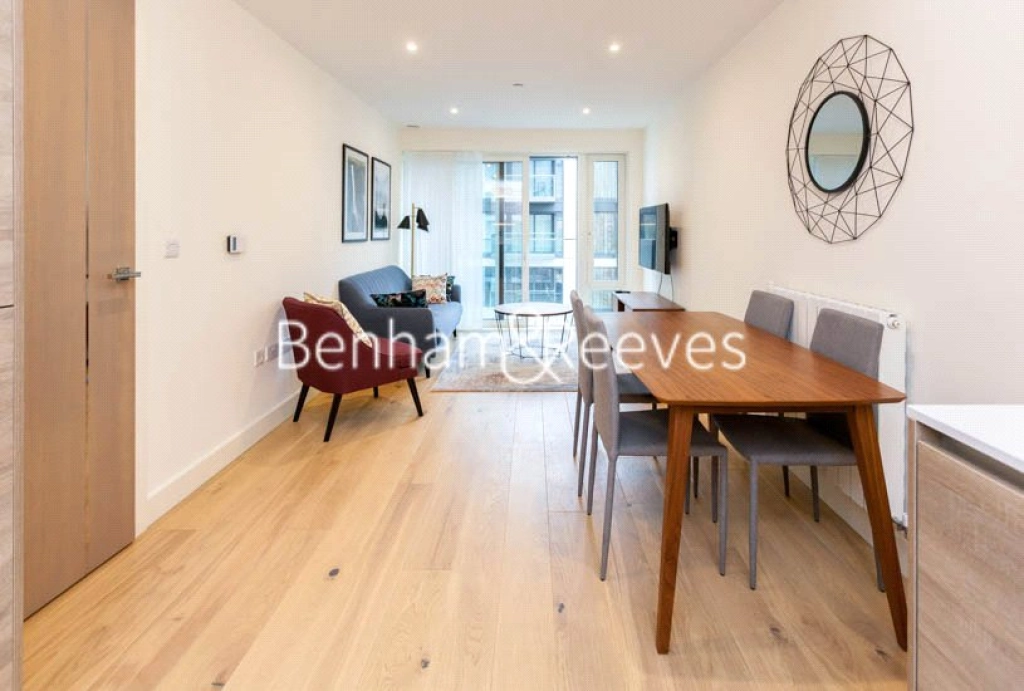 2 bedrooms apartments/flats for sale in Duke of Wellington Avenue, London - SE18 view 5
