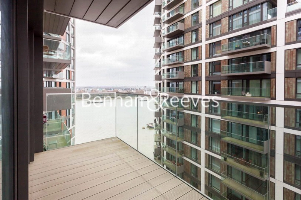 2 bedrooms apartments/flats for sale in Duke of Wellington Avenue, London - SE18 view 8