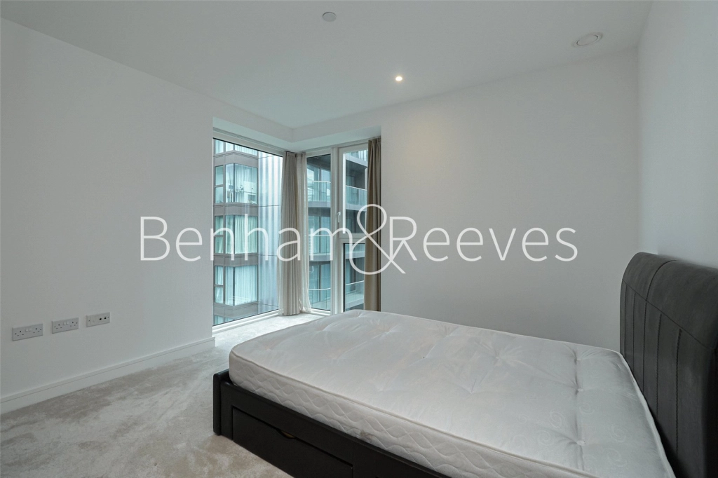 2 bedrooms apartments/flats for sale in Brigadier Walk, London - SE18 view 2