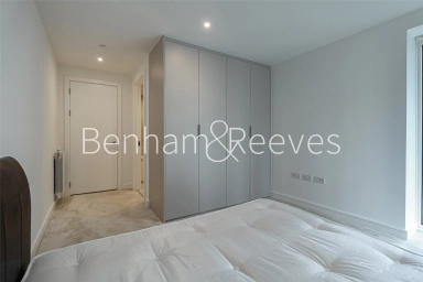 Brigadier Walk, London - SE18 view 4