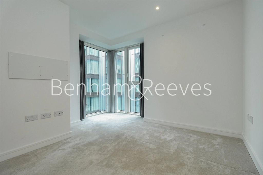 2 bedrooms apartments/flats for sale in Brigadier Walk, London - SE18 view 6