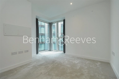 Brigadier Walk, London - SE18 view 6