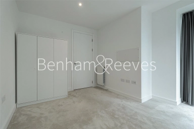 Brigadier Walk, London - SE18 view 7