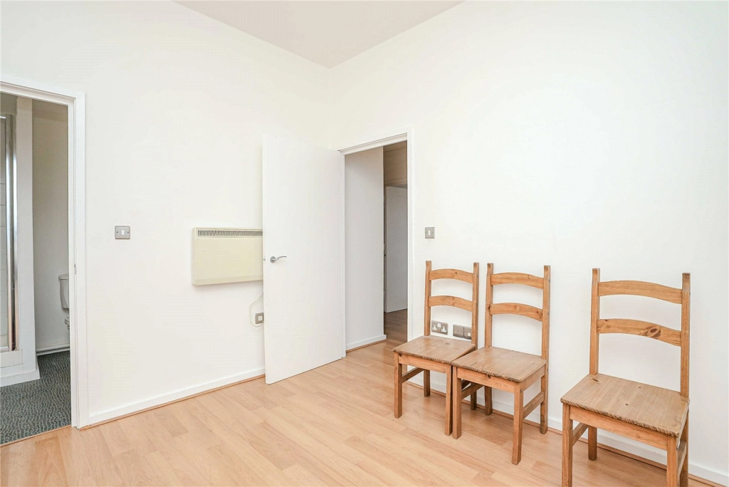 2 bedrooms apartments/flats for sale in Calderwood Street, London - SE18 view 11