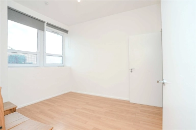 Calderwood Street, London - SE18 view 14