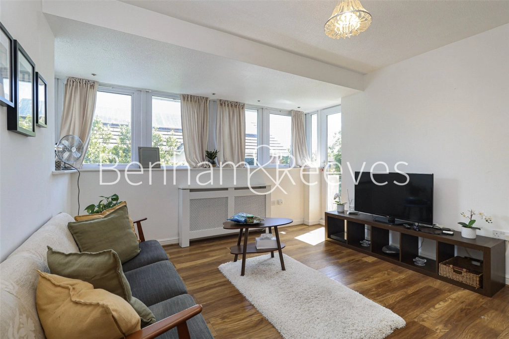 Studio apartments/flats for sale in Pier Way, London - SE28 view 9