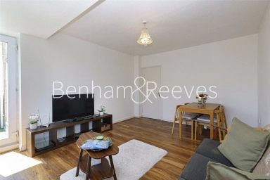 Pier Way, London - SE28 view 11