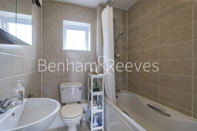 Pier Way, London - SE28 view 12