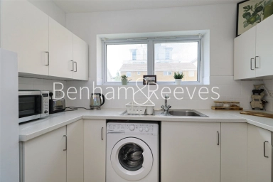 Pier Way, London - SE28 view 16