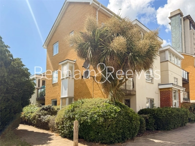 Pier Way, London - SE28 view 22