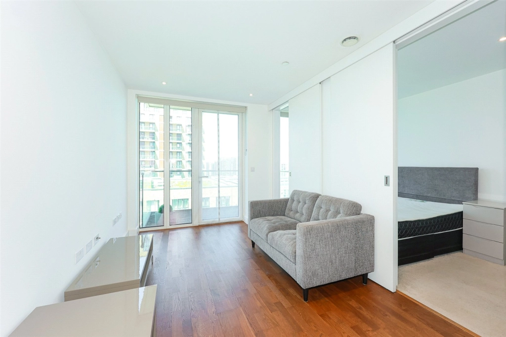 1 bedroom apartments/flats for sale in Victory Parade, Woolwich - SE18 view 11