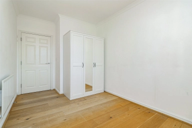 Cornwallis Road, Woolwich - SE18 view 5