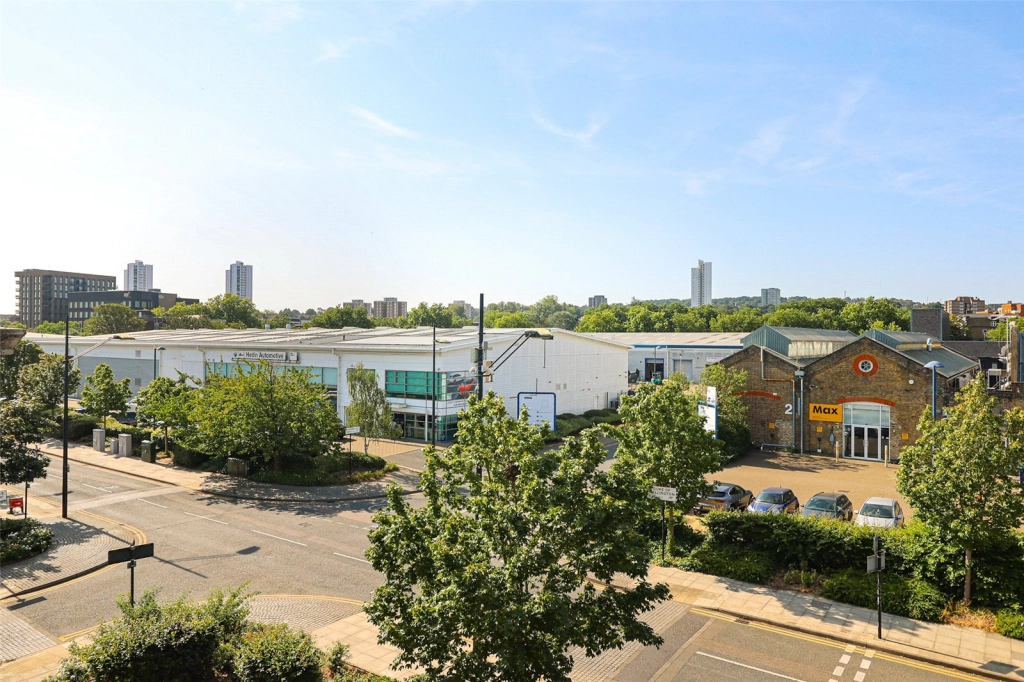2 bedrooms apartments/flats for sale in Cornwallis Road, Woolwich - SE18 view 7