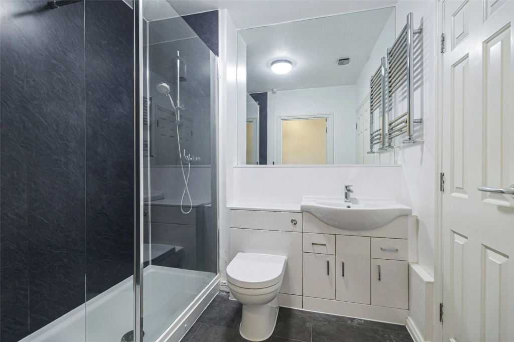 2 bedrooms apartments/flats for sale in Cornwallis Road, Woolwich - SE18 view 6