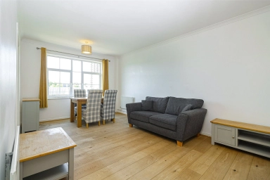 Cornwallis Road, Woolwich - SE18 view 2