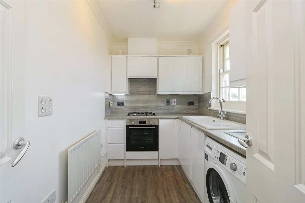2 bedrooms apartments/flats for sale in Cornwallis Road, Woolwich - SE18 view 3