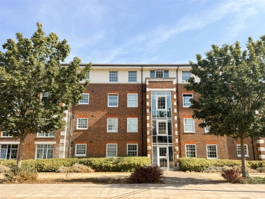 Cornwallis Road, Woolwich - SE18 view 1