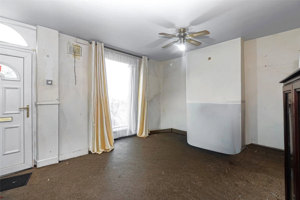 2 bedrooms houses for sale in Sandy Hill Road, Woolwich - SE18 view 2