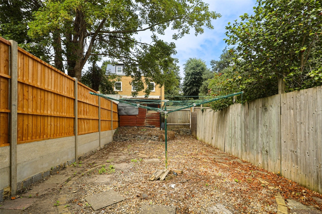 3 bedrooms houses for sale in Purrett Road, Plumstead - SE18 view 18