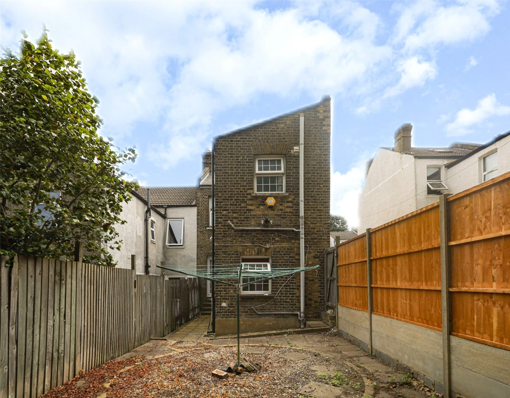 3 bedrooms houses for sale in Purrett Road, Plumstead - SE18 view 19