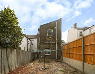 Purrett Road, Plumstead - SE18 view 19