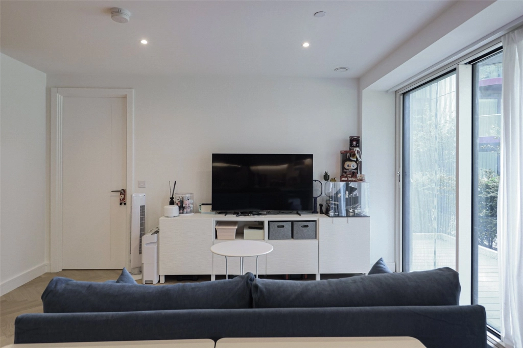 2 bedrooms apartments/flats for sale in Brigadier Walk, Woolwich - SE18 view 11