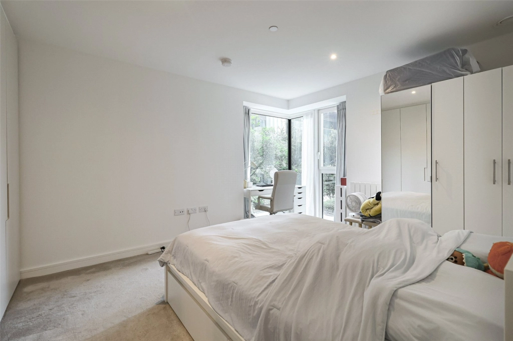 2 bedrooms apartments/flats for sale in Brigadier Walk, Woolwich - SE18 view 16