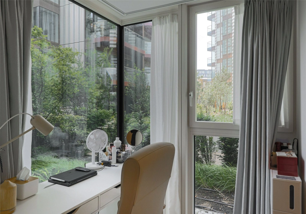 2 bedrooms apartments/flats for sale in Brigadier Walk, Woolwich - SE18 view 6