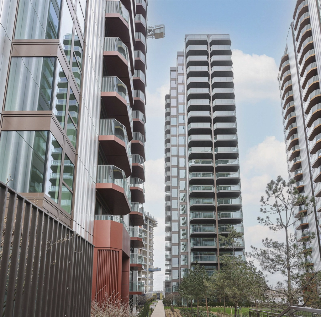 2 bedrooms apartments/flats for sale in Brigadier Walk, Woolwich - SE18 view 24