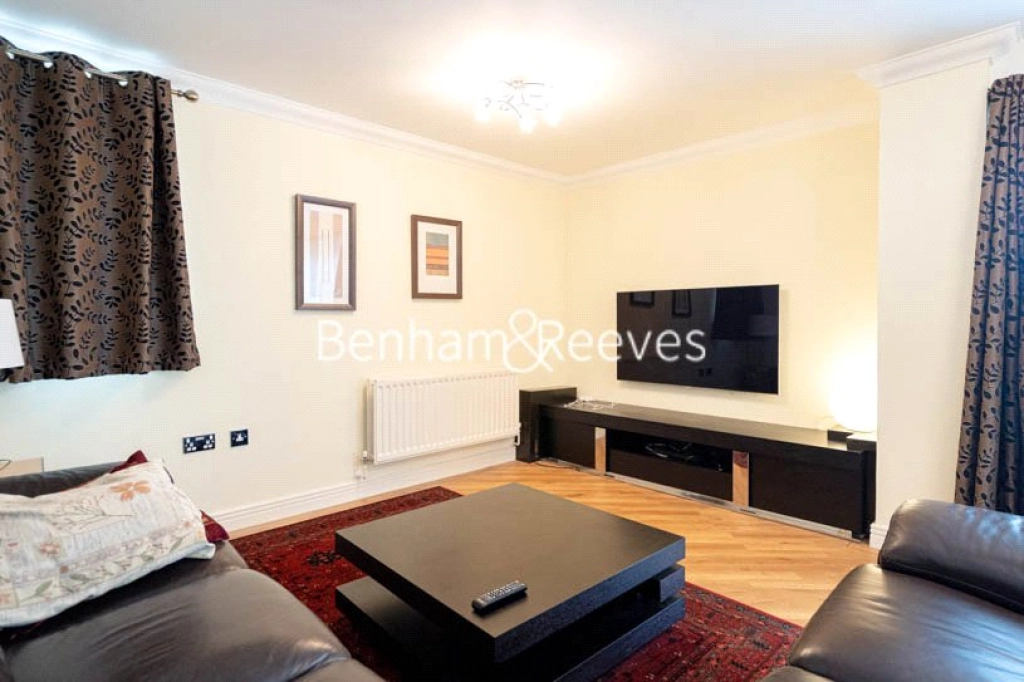 2 bedrooms apartments/flats for sale in Erebus Drive, London - SE28 view 13