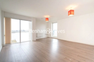 Erebus Drive, London - SE28 view 1