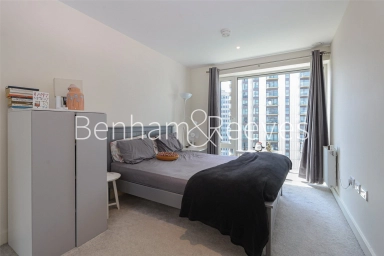Duke of Wellington Avenue, London - SE18 view 2