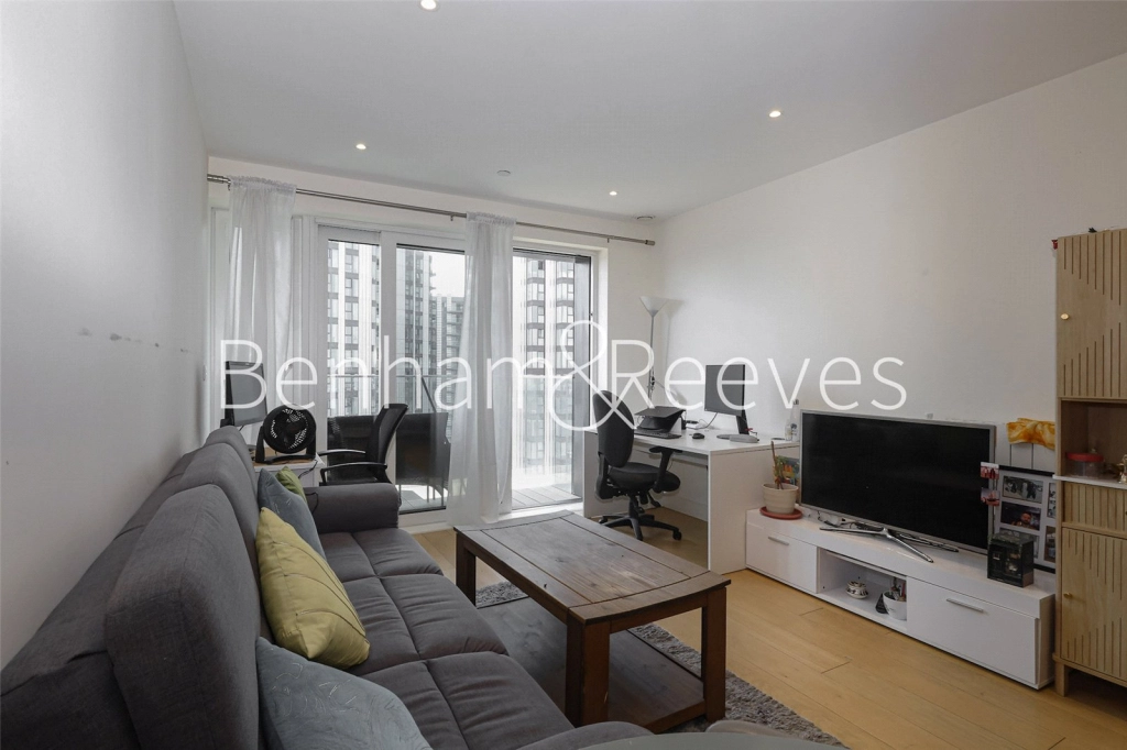 1 bedroom apartments/flats for sale in Duke of Wellington Avenue, London - SE18 view 6