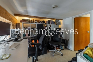 Marlborough Road, London - SE18 view 19