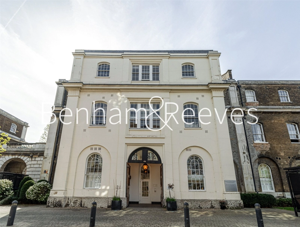 2 bedrooms apartments/flats for sale in Marlborough Road, London - SE18 view 24