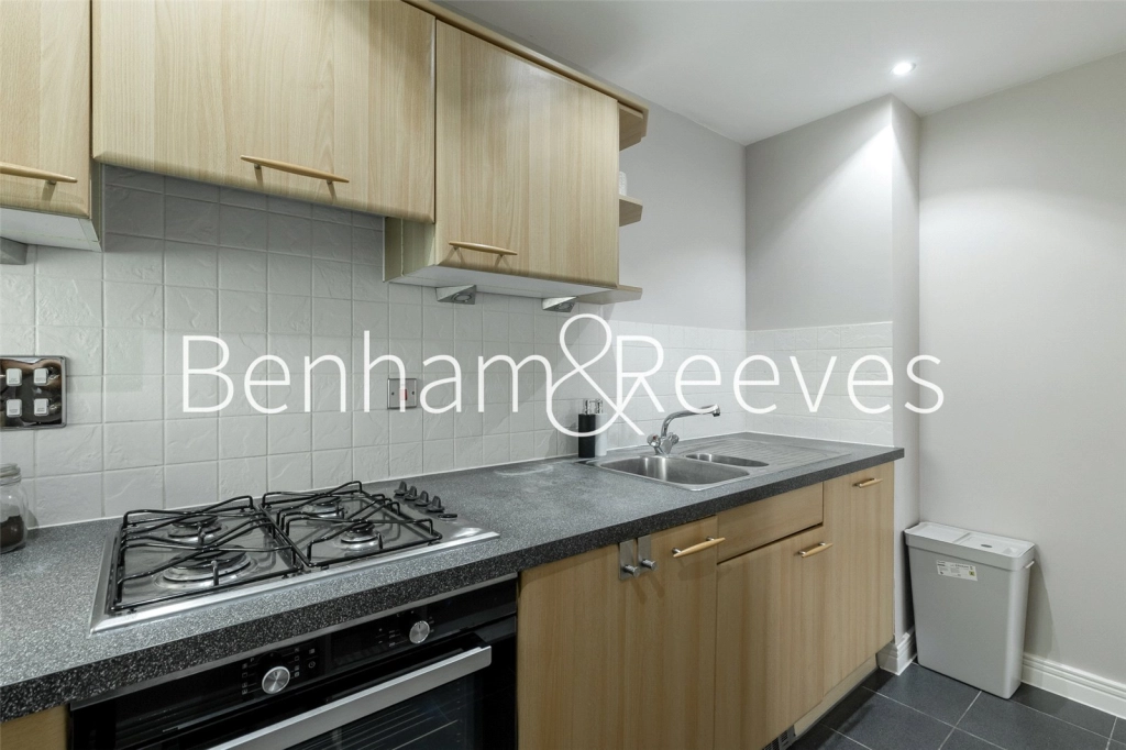 2 bedrooms apartments/flats for sale in Erebus Drive, London - SE28 view 21