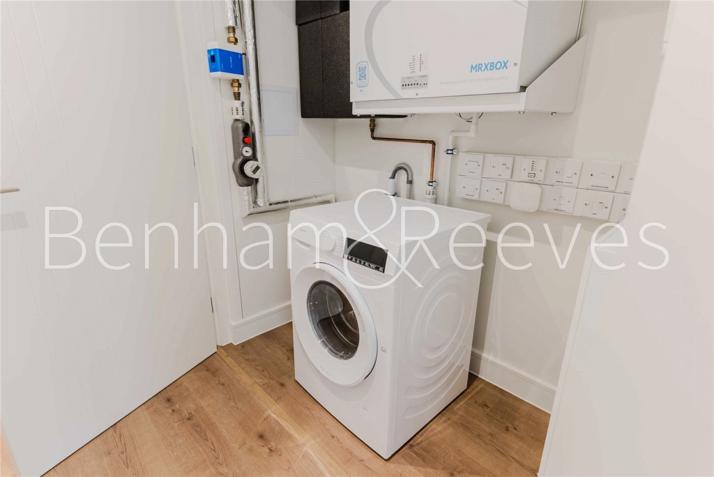 1 bedroom apartments/flats for sale in Affinity View, London - E16 view 13