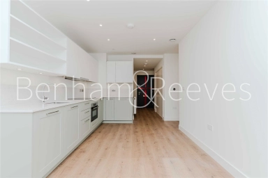 Affinity View, London - E16 view 1
