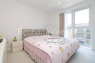 Banks Road, London - SE3 view 16