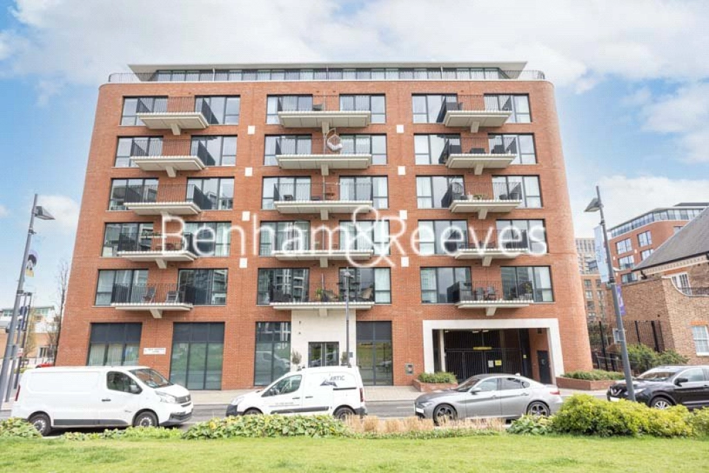 2 bedrooms apartments/flats for sale in New Warren Lane, London - SE18 view 6