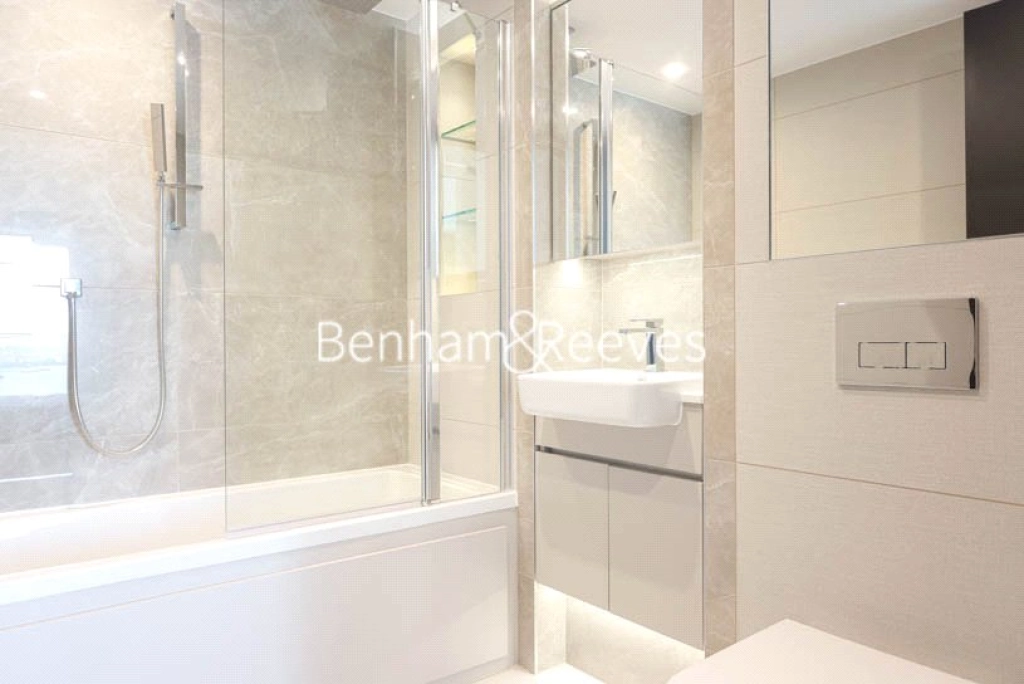 2 bedrooms apartments/flats for sale in Brigadier Walk, London - SE18 view 8