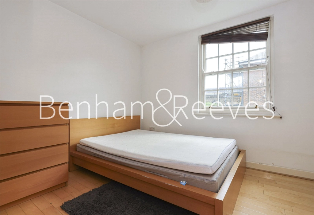 4 bedrooms houses for sale in Hastings Street, London - SE18 view 22