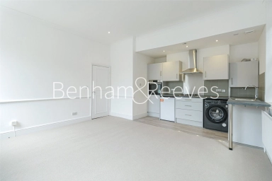 Connaught Mews, London - SE18 view 4