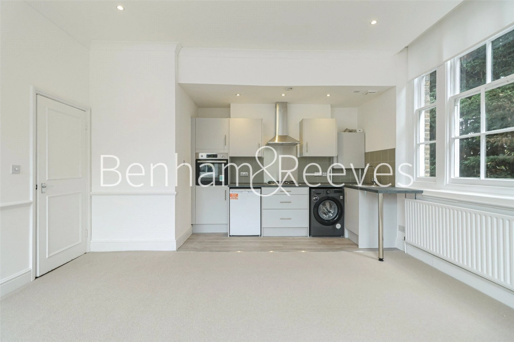 1 bedroom apartments/flats for sale in Connaught Mews, London - SE18 view 6