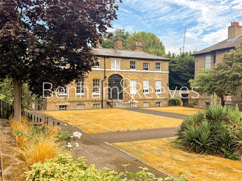 1 bedroom apartments/flats for sale in Connaught Mews, London - SE18 view 15