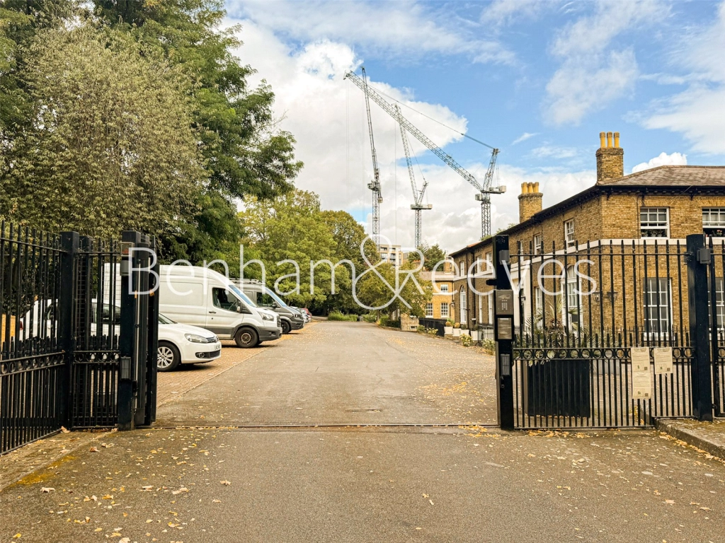 1 bedroom apartments/flats for sale in Connaught Mews, London - SE18 view 18