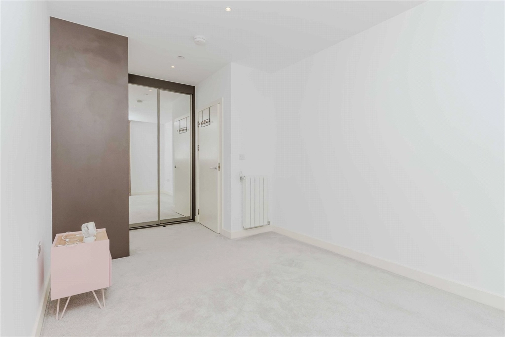 1 bedroom apartments/flats for sale in New Warren Lane, Woolwich - SE18 view 13