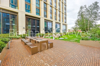 Affinity View, London - E16 view 3
