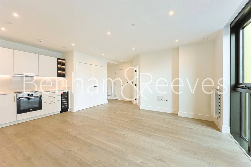 1 bedroom apartments/flats for sale in Affinity View, London - E16 view 11